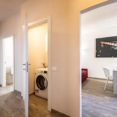 Apartment Family Art House A